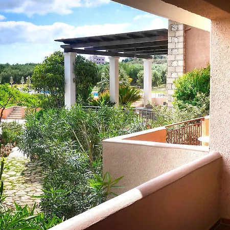 Areti Aparthotel 3*