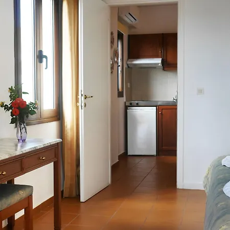 Areti Apart Otel