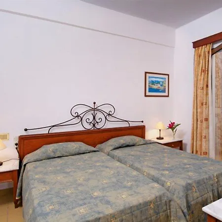 Areti Apart Otel 2*