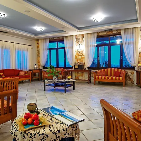 Lägenhetshotell Areti 3*